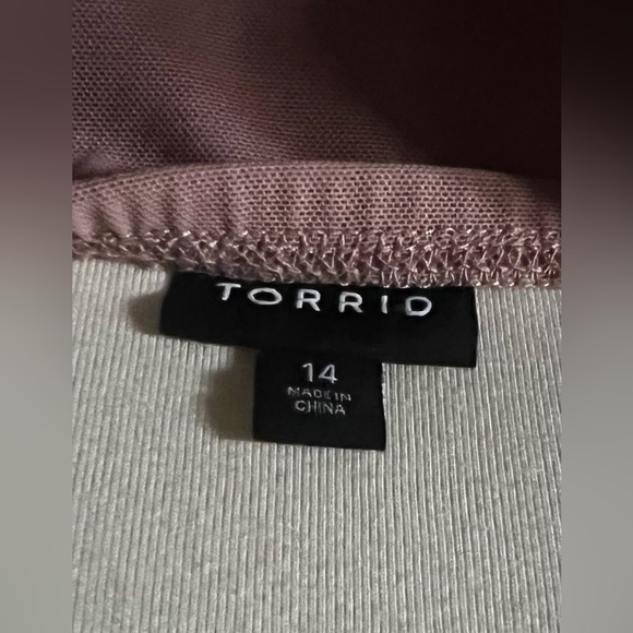 TORRID Lace Sweetheart Dress - Picture 8 of 9